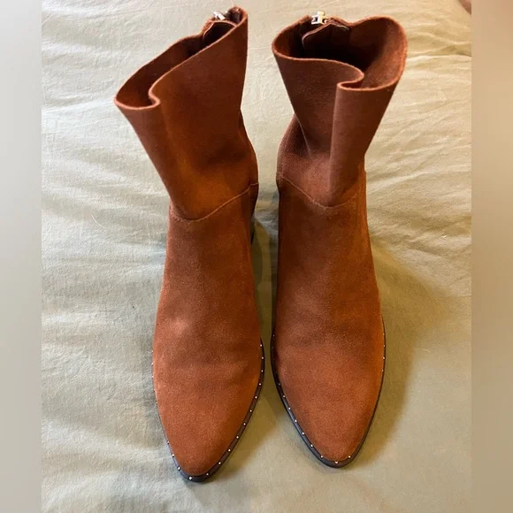 Nordstrom Treasure and Bond suede booties - Picture 2 of 4